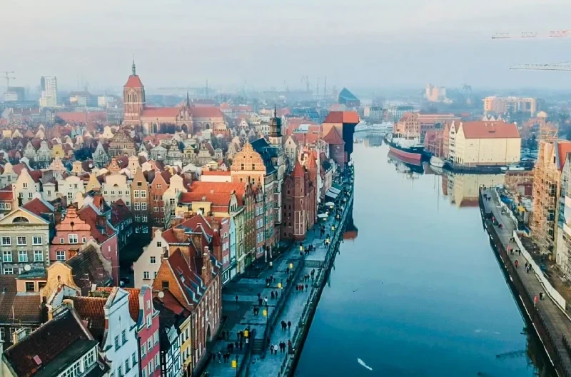 Набережная реки Мотлава в Гданьске